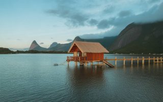 Pousadas à beira de lago no Brasil: refúgios tranquilos longe das praias tradicionais